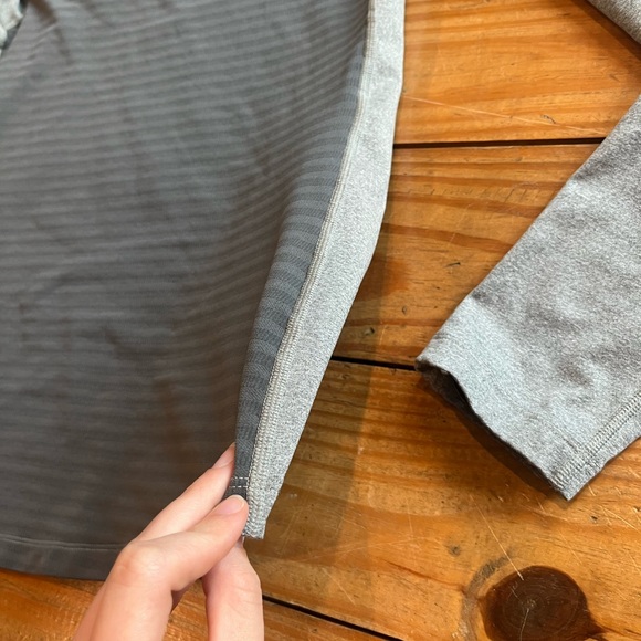 (335) NIKE DRI-FIT TOP - Picture 7 of 16